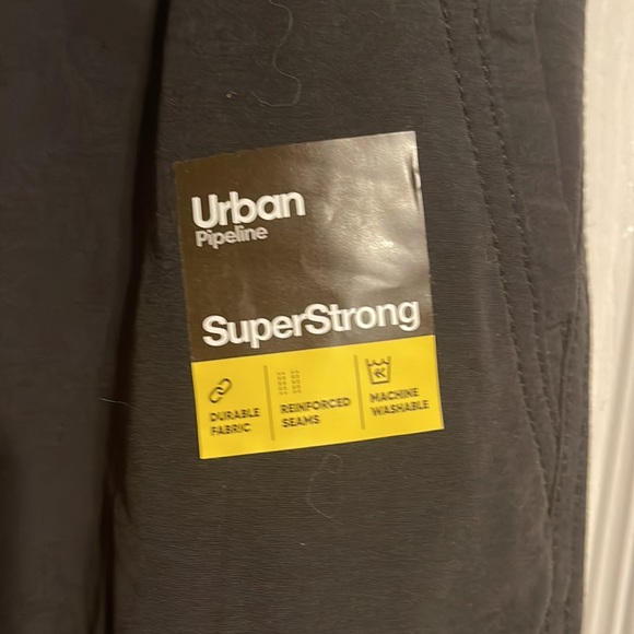 Urban pipeline cargo shorts in black size kids medium 10-12 - Picture 2 of 10